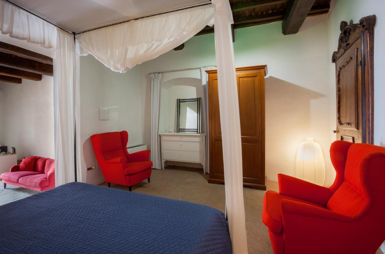 Il Castello Di Campello Aparthotel กัมเปลโล ซุล กลีตุนโน ภายนอก รูปภาพ