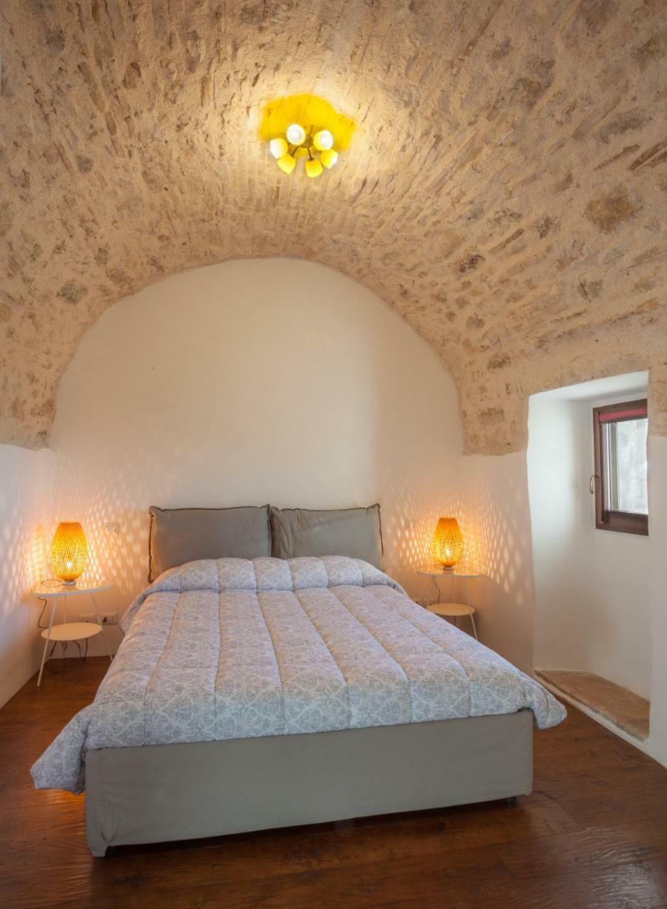 Il Castello Di Campello Aparthotel กัมเปลโล ซุล กลีตุนโน ภายนอก รูปภาพ