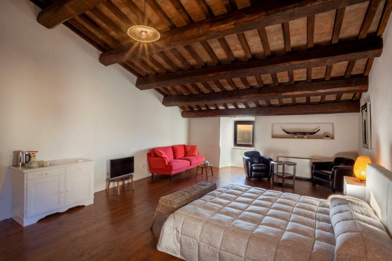 Il Castello Di Campello Aparthotel กัมเปลโล ซุล กลีตุนโน ภายนอก รูปภาพ