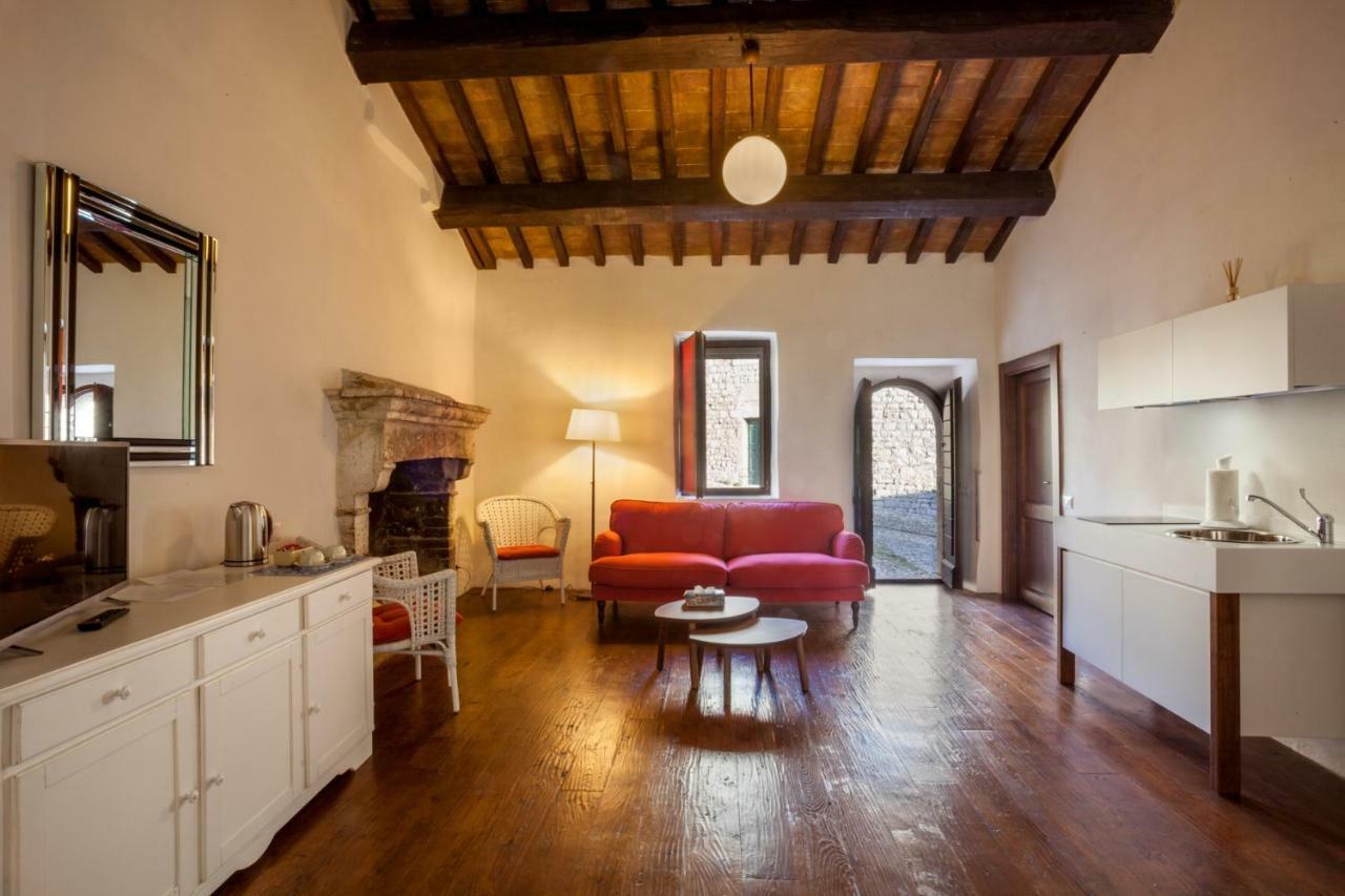 Il Castello Di Campello Aparthotel กัมเปลโล ซุล กลีตุนโน ภายนอก รูปภาพ